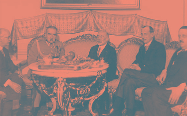 Józef Piłsudski i minister spraw zagranicznych Francji Louis Barthou w Belwederze. Marszałek uważał 