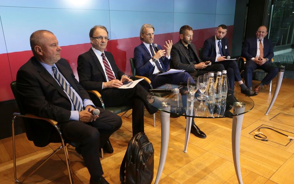 Panel dyskusyjny „Inwestycje przyszłości – w co inwestować, aby Polska była potentatem gospodarczym”