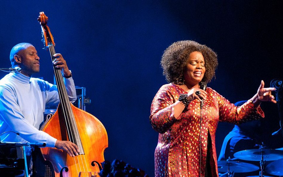 Dianne Reeves