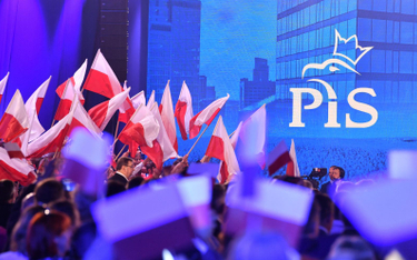 Konwencja PiS z soboty jest już ledwie wspomnieniem, tak samo jak wizyta w Polsce szefowej Komisji E