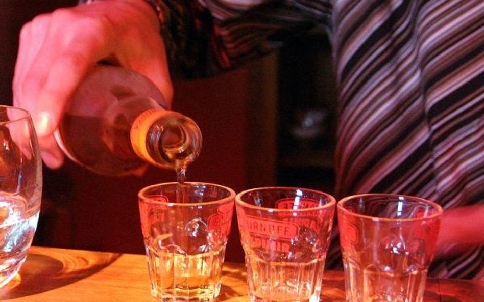 Szara strefa w polskim rynku wódki wynosi ok. 10 proc.