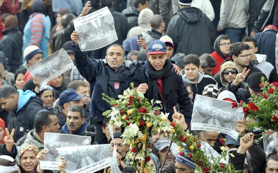 Tunezja szykuje się do pogrzebu i strajku