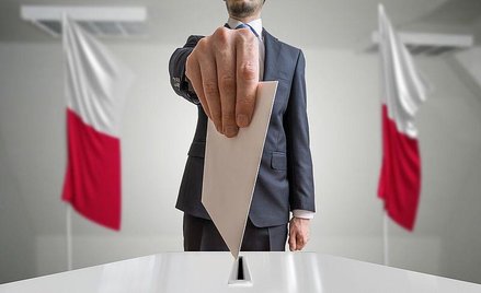 Służba cywilna: kiedy kara dyscyplinarna za manifestowanie poglądów politycznych