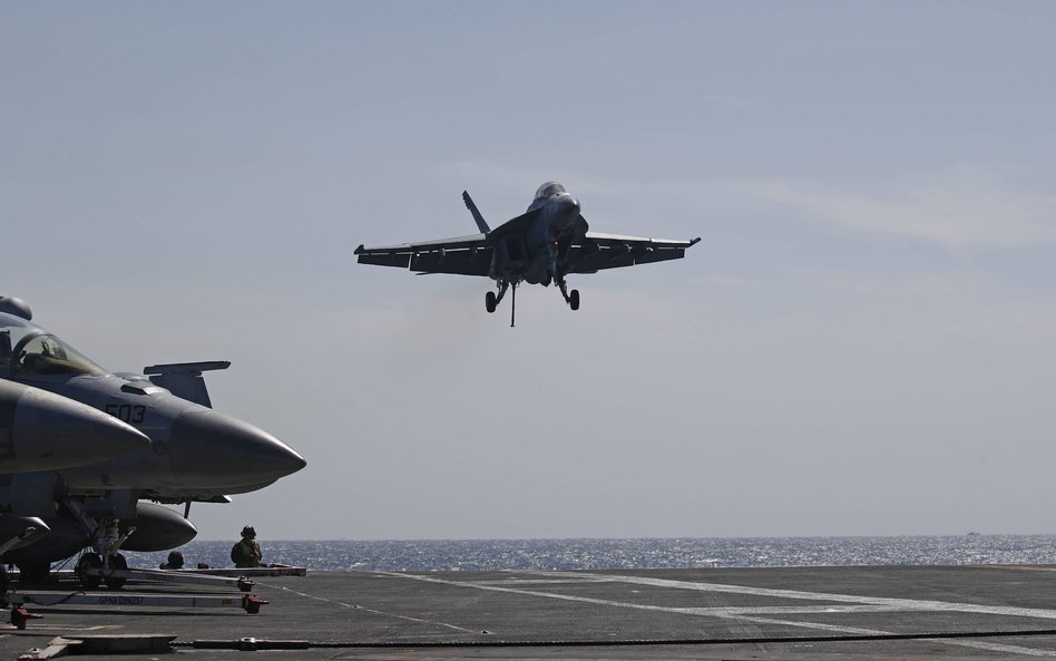 Nowy myśliwiec ma zastąpić starzejące się myśliwce F/A-18 Super Hornet