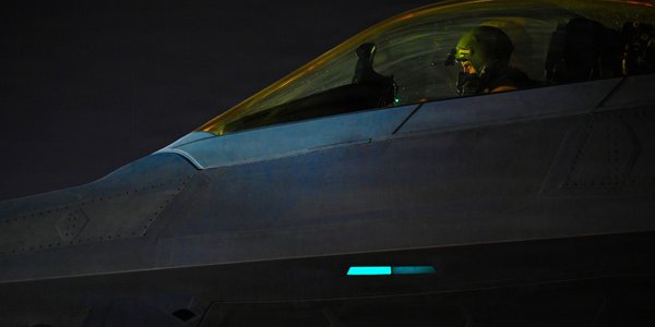 Austria zamyka przestrzeń powietrzną dla armii USA