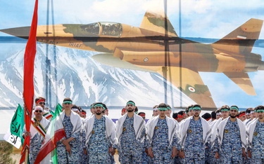Parada wojskowa w Teheranie, stolicy Iranu, kilkadziesiąt godzin przed izraelskim atakiem odwetowym