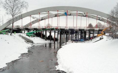 Budowa ulicy Muzycznej wraz mostem na Bystrzycy będzie kosztowała 42 miliony złotych.