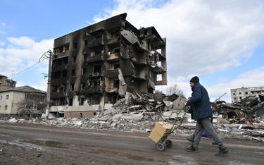 Zniszczony w wyniku ostrzału budynek w podkijowskiej Borodziance