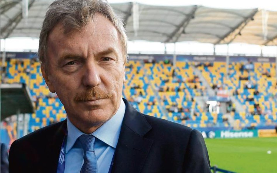 Zbigniew Boniek: Pamiętam, że jak przegraliśmy z RFN w meczu na wodzie, to wyszedłem z domu, by nie 