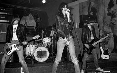 Koncert The Ramones w legendarnym nowojorskim klubie CBGB's przy Bowery 315 na Manhattanie, 31 marca