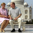 Byłe już małżeństwo Putinów na tle świątyni Tadż Mahal w Indiach (październik 2000 roku)