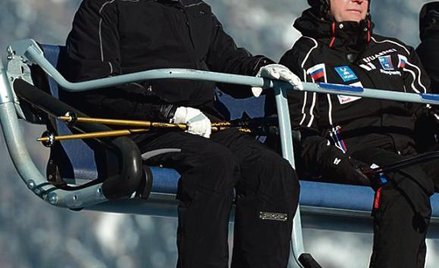 Władimir Putin i Dmitrij Miedwiediew na nartach w Soczi