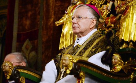 Abp Jędraszewski: Próbuje się odebrać nam polskość przez nową ideologię