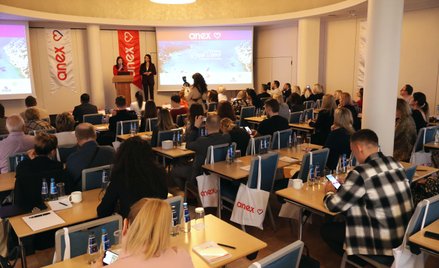 Piątkowa prezentacja w Warszawie była ostatnią z serii, wcześniej Anex Tour spotykał się z agentami 