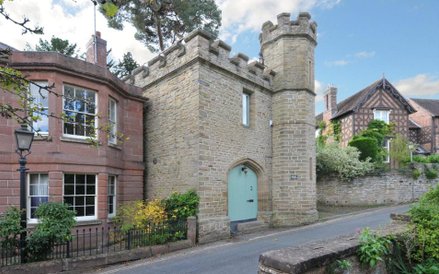 Arley Tower, Bewdley, Worcestershire, źródło Knight Frank