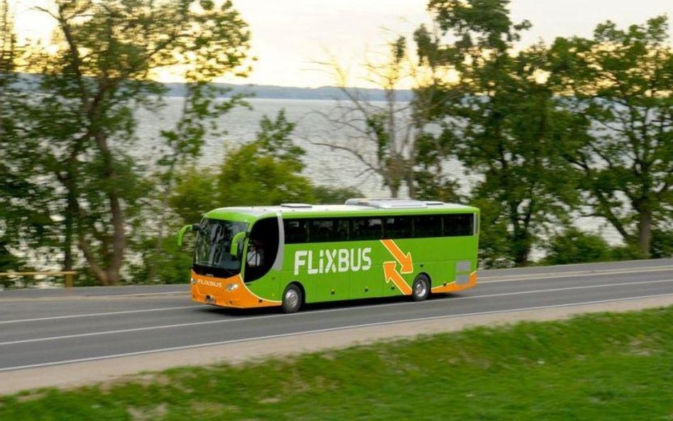 FlixBus przejął Eurolines i isilines