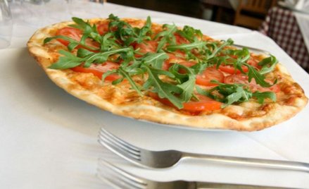 Cały świat zamawia pizzę o tej samej godzinie, czyli jak internet zmienił ludzi