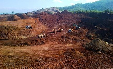 Wg raportu Afrykańskiego Banku Rozwoju z 2009 roku Burundi jest jednym z 10 krajów na świecie, które