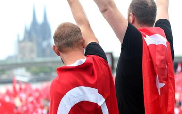Turcy w Niemczech w większości popierają Erdogana