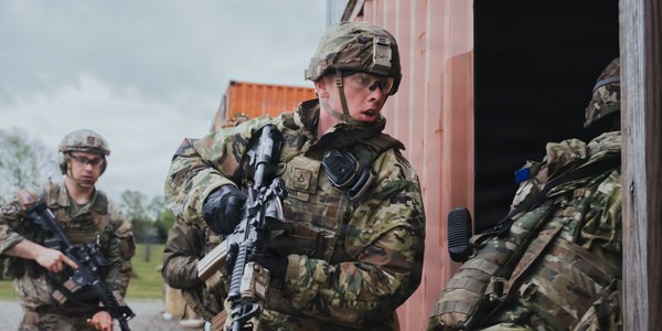 Pentagon: Rozmieszczenie wojsk w Polsce opóźnione, analizy trwają. Polska modelowym sojusznikiem