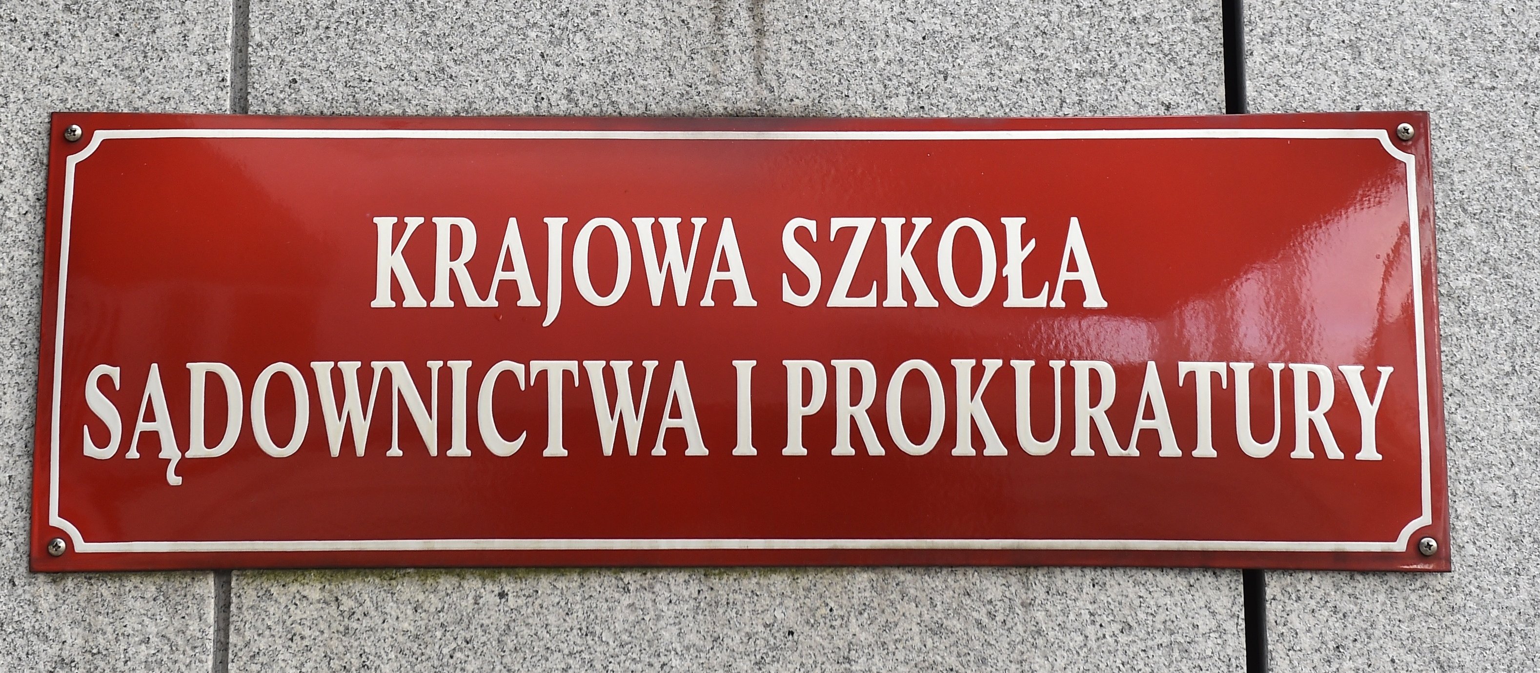 Do trzech razy sztuka. Rząd za nowymi zasadami zdawania egzaminu sędziowskiego