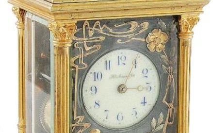 Zegar sygnowany nazwiskiem Carla Fabergé ma cenę 100 tys. zł