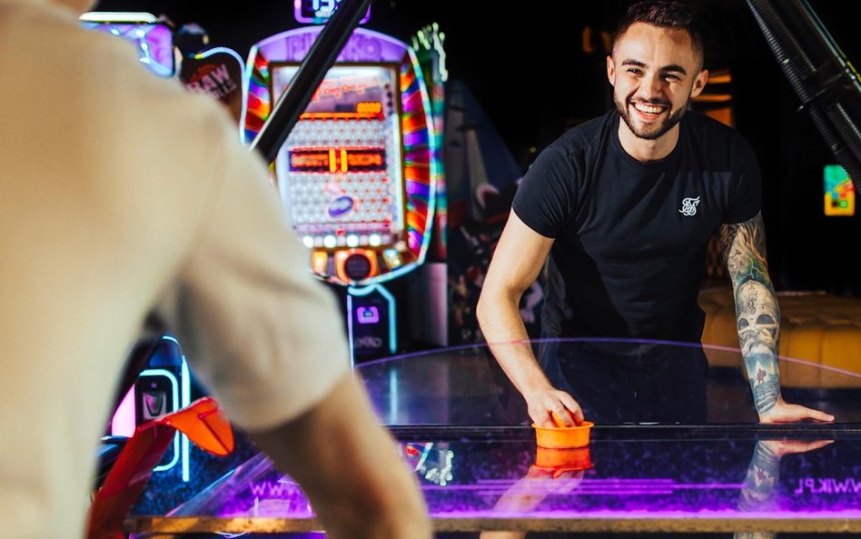 Rozrywka elektroniczna i zręcznościowa to nowość w Hali Koszyki