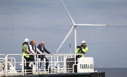 Morska farma wiatrowe Baltic Power w Łebie, gdzie wizytę złożył premier Donald Tusk