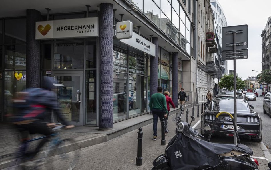 Adwokat zarzuca Neckermannowi wprowadzenie w błąd