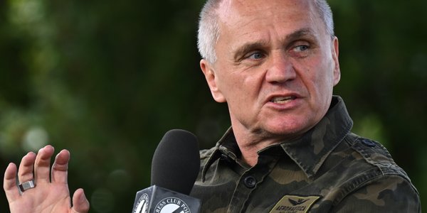 Kontrakty zbrojeniowe za 120 mld zł. Gen. Roman Polko ujawni