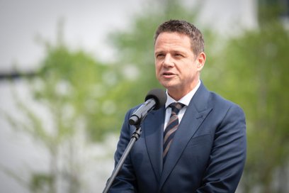 Z badania wynika, że działania prezydenta Rafała Trzaskowskiego pozytywnie ocenia 66 proc. responden