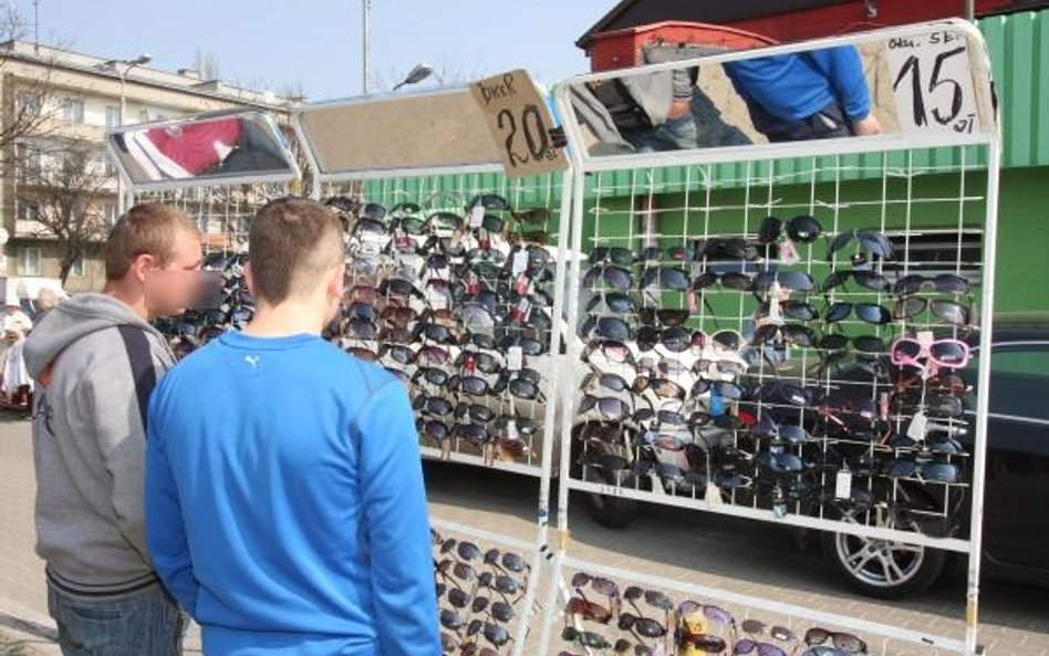 Osoby handlujące na targowisku muszą uiścić daninę dla gminy