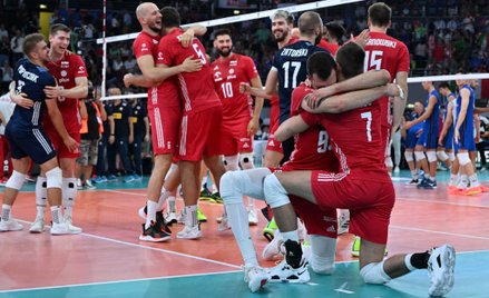 Polscy siatkarze po zwycięstwie w finale mistrzostw Europy
