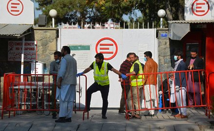Kabul. Zamach samobójczy przed szpitalem. Wiele ofiar
