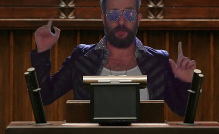 Kadr z telewizyjnej wersji kabaretu "Pożar w Burdelu"