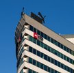 XTB wyciąga rękę do klientów i rzuca rękawicę konkurencji