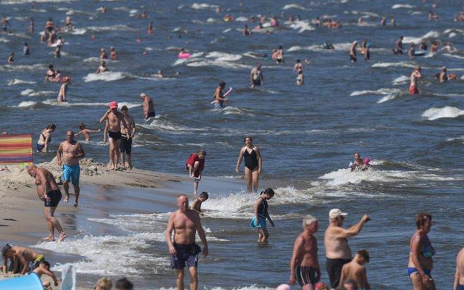 Na niektórych polskich plażach na razie nie zobaczymy kąpiących się turystów