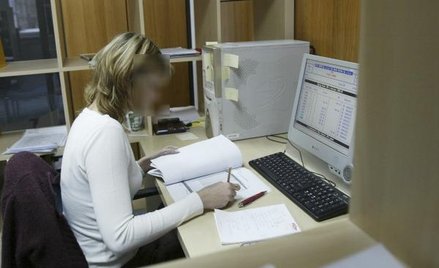 Jak zamknąć księgę przychodów i rozchodów i obliczyć dochód