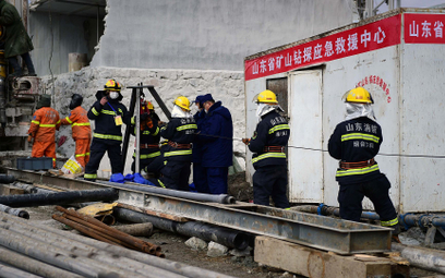 Jedenastu górników uratowanych po dwóch tygodniach pod ziemią