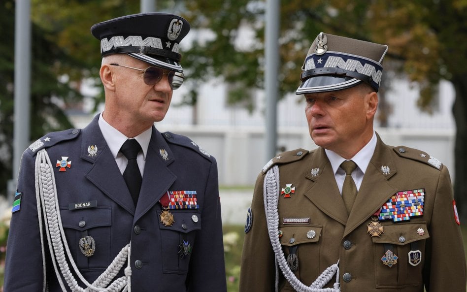Gen. Mirosław Bodnar i gen. Witold Bartoszek