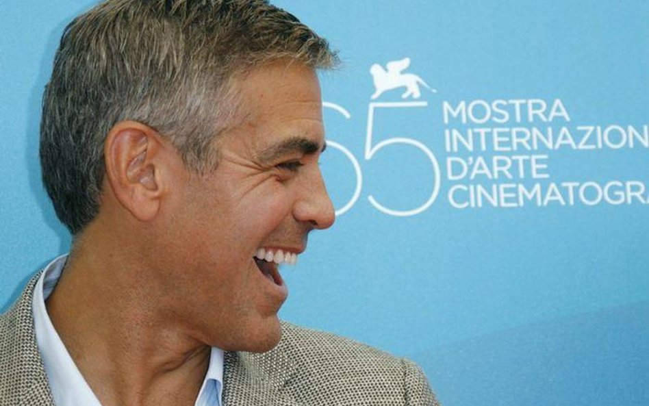 George Clooney gra w filmie braci Coenów "Tajne przez pufne" pokazywanym poza konkursem