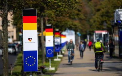 Letnie odbicie niemieckiej gospodarki obniża bezrobocie za Odrą