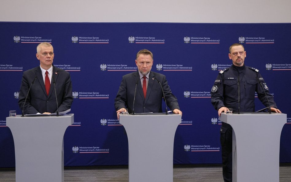 Minister spraw wewnętrznych i administracji Marcin Kierwiński, minister - koordynator służb specjaln