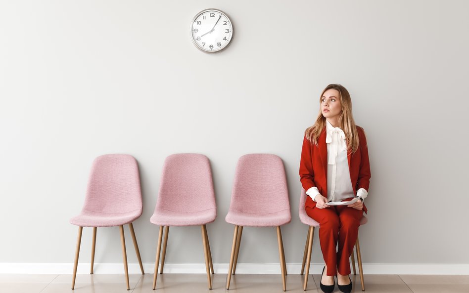 Badania pokazują, że kobiety częściej aplikują na ogłoszenia, które są do nich językowo adresowane -