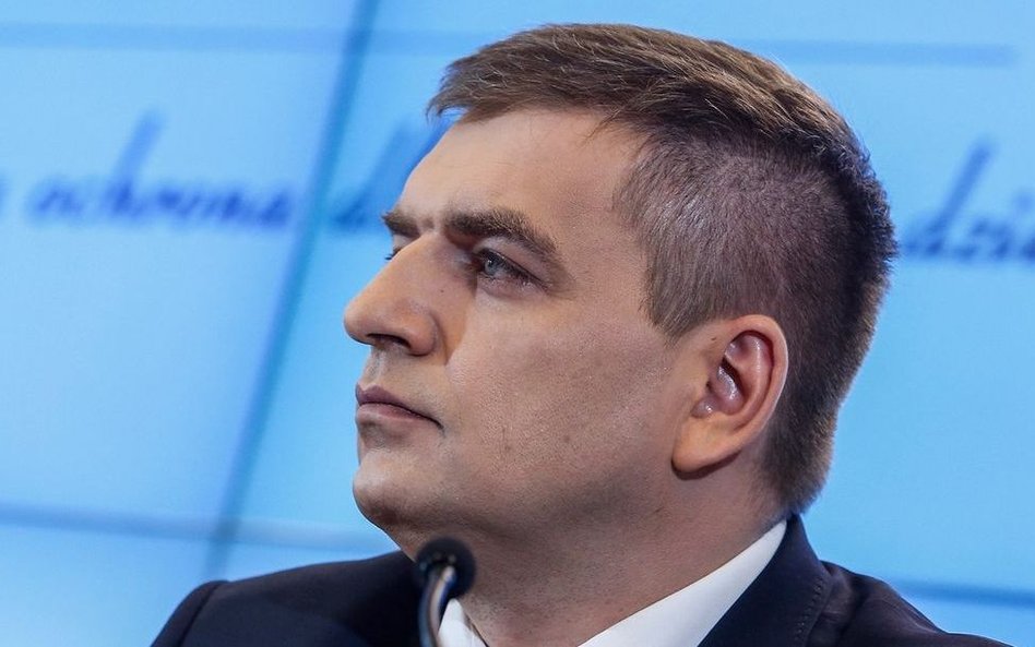 Bartosz Arłukowicz: Oczekuję zamknięcia kościołów w Wigilię