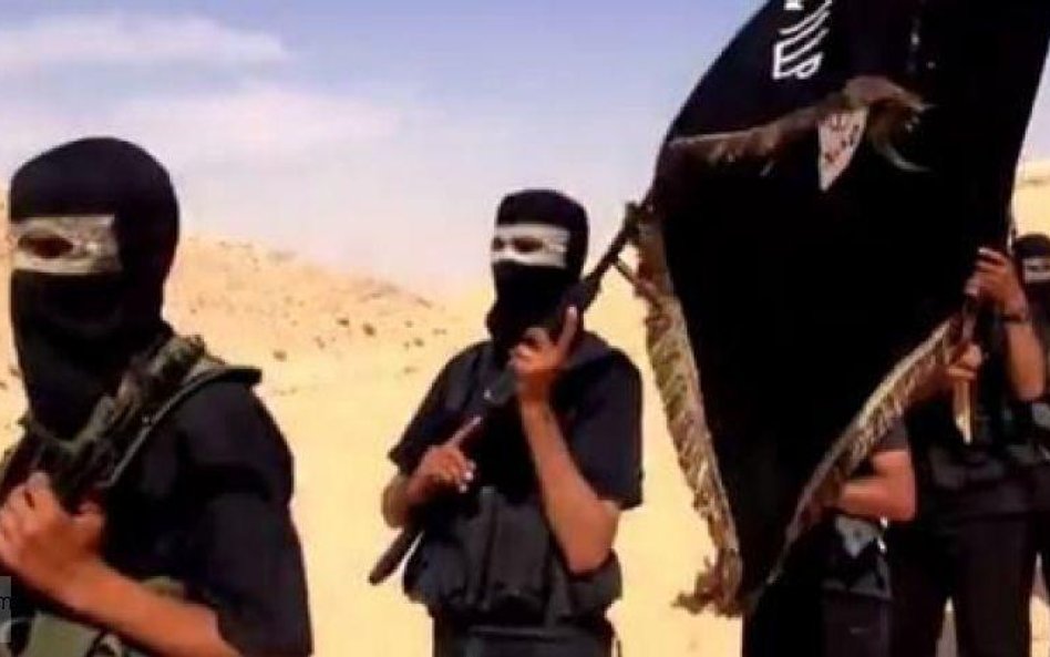 Terroryści z Państwa Islamskiego otruci podczas ramadanu