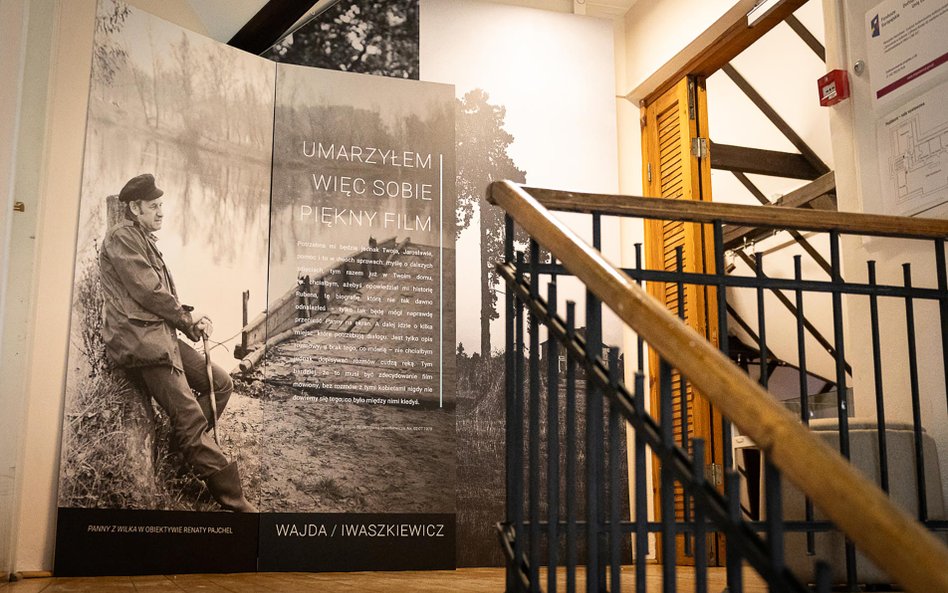 Wernisaż wystawy w Stawisku spotkanie otwierające z M. Komorowską  i prof. G. Stachówną w Stawisku w