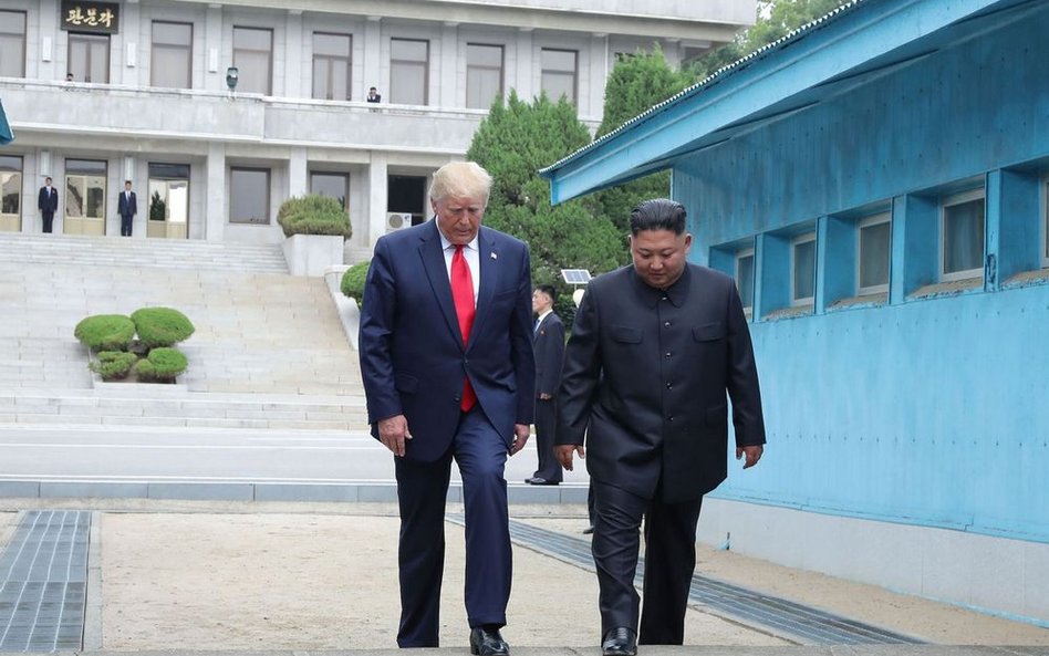 KCNA o spotkaniu Kim-Trump: Niezwykłe, historyczne