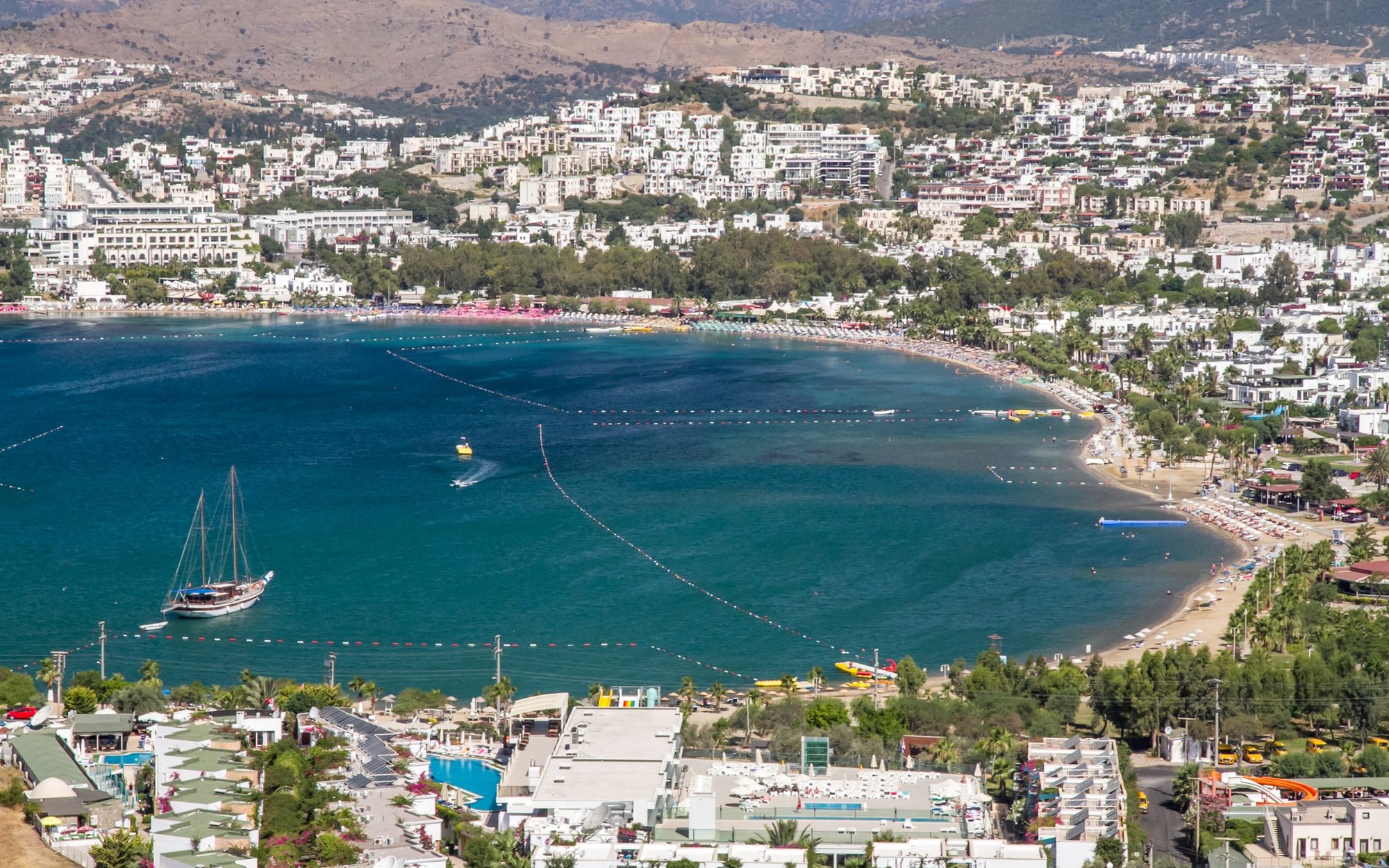Ceny kierunków wakacyjnych szybują – duży popyt na Turcję, Grecję, Wyspy Kanaryjskie