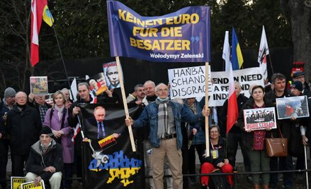 Demonstracja pod ambasadą Niemiec w Warszawie